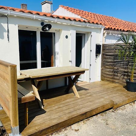 Petite Maison En Bord De Mer Лонжевиль-сюр-Мер Экстерьер фото
